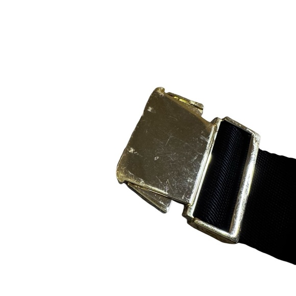 Tory Burch
Tory Burch Black Nylon and Leather
Messenger Bag - Picture 12 of 15